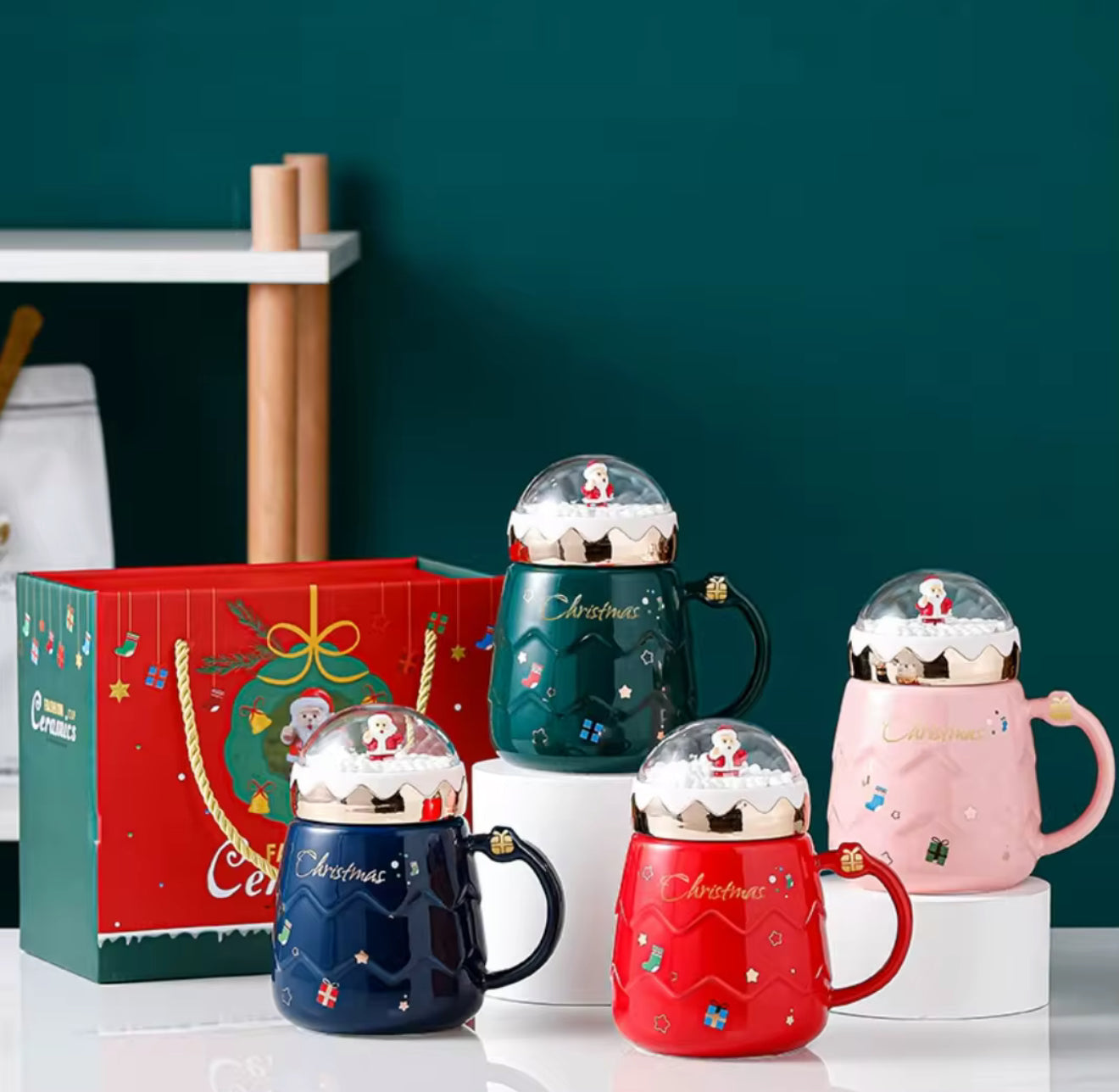Christmas Mug With Snow Globe Lid