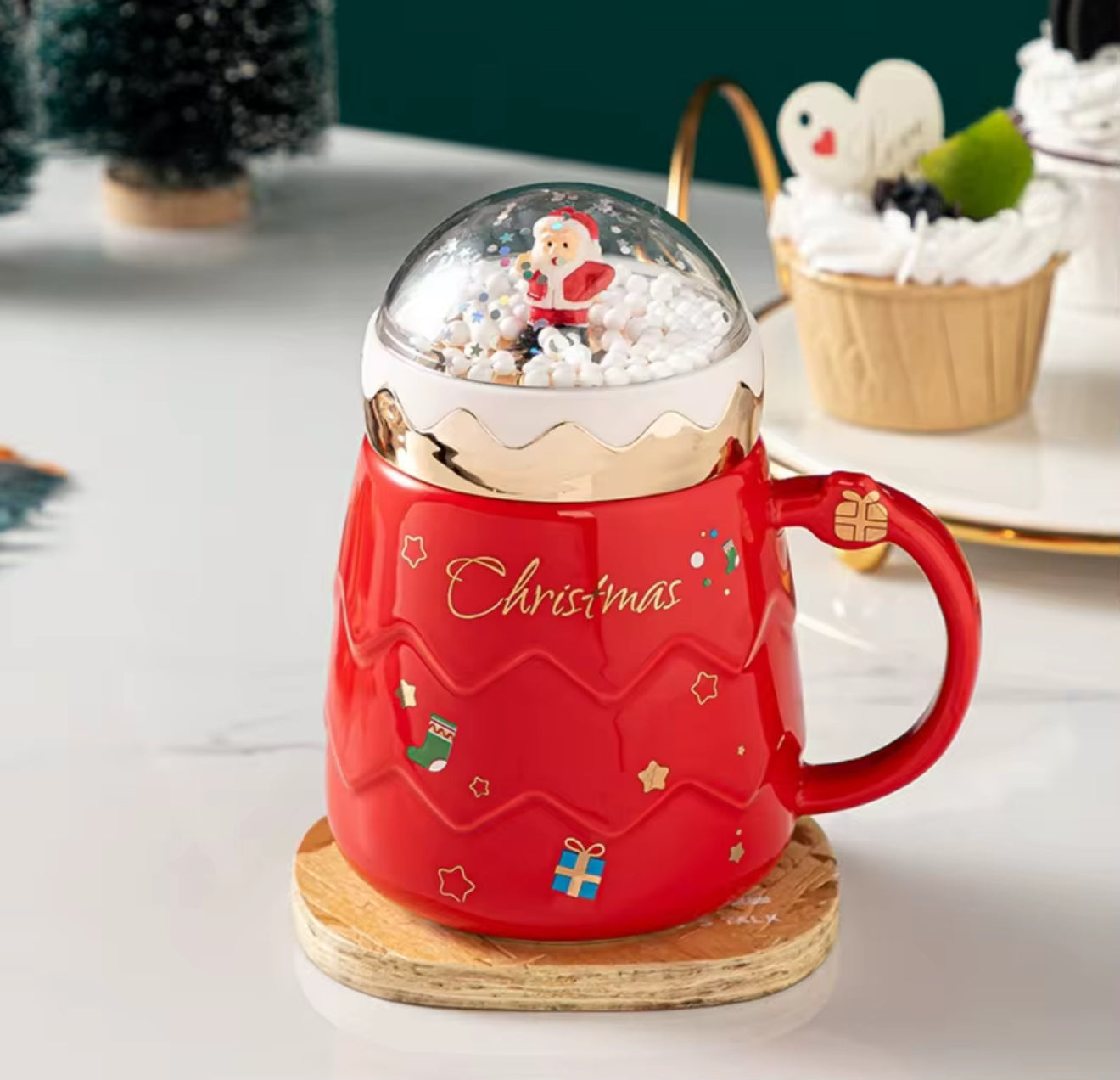 Christmas Mug With Snow Globe Lid