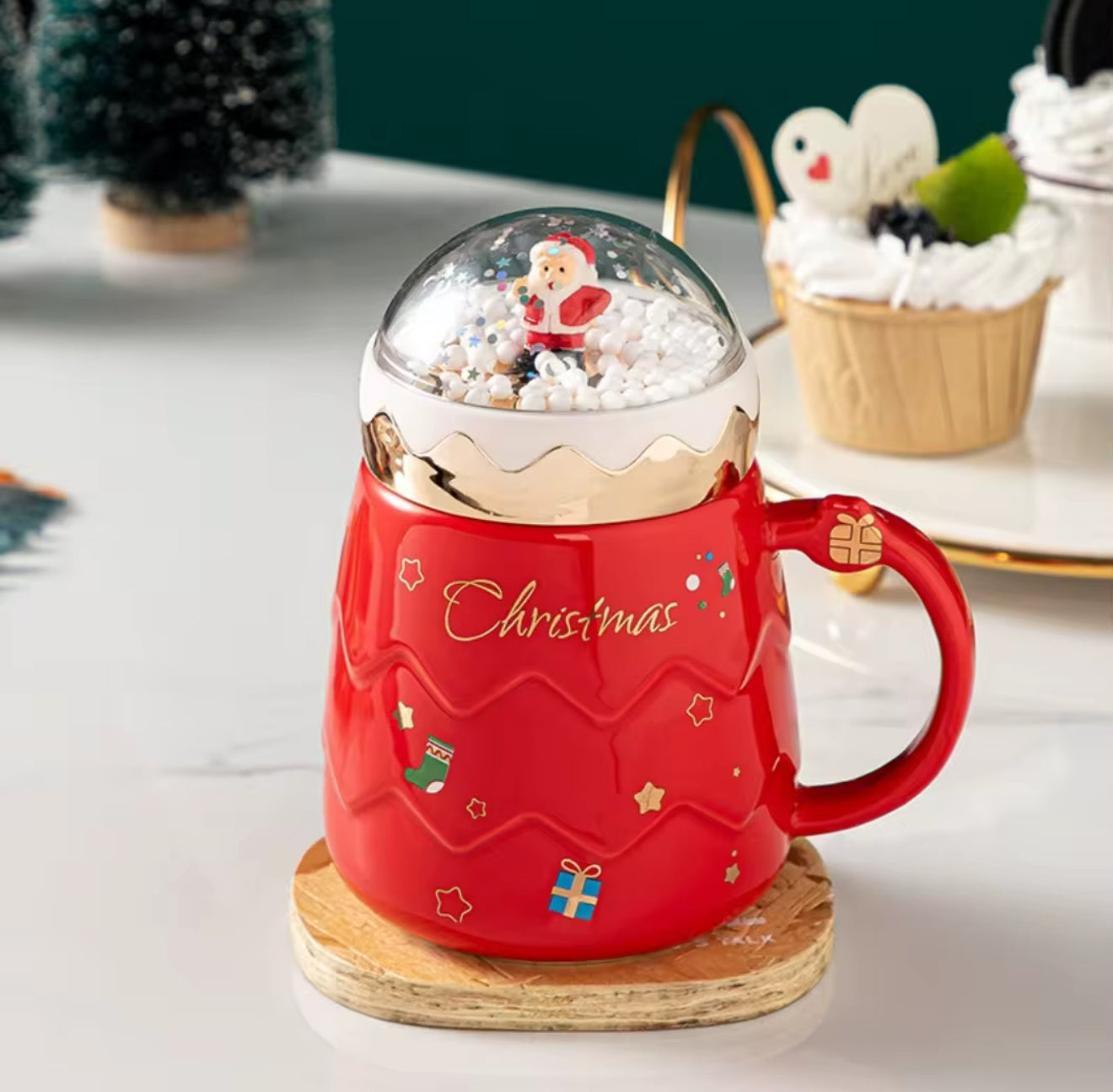 Christmas Mug With Snow Globe Lid