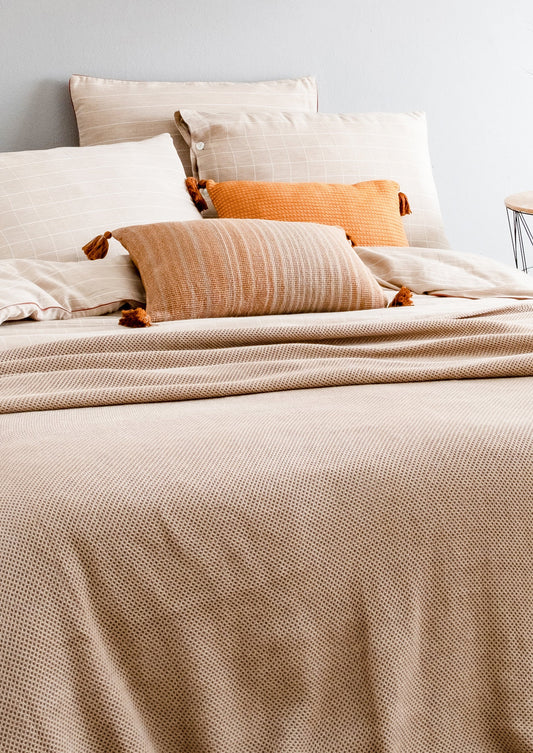 PETRA BED COVER